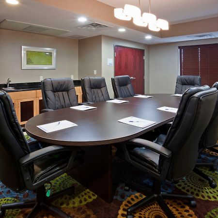 Holiday Inn Express And Suites Rochester West-Medical Center By Ihg Bagian luar foto