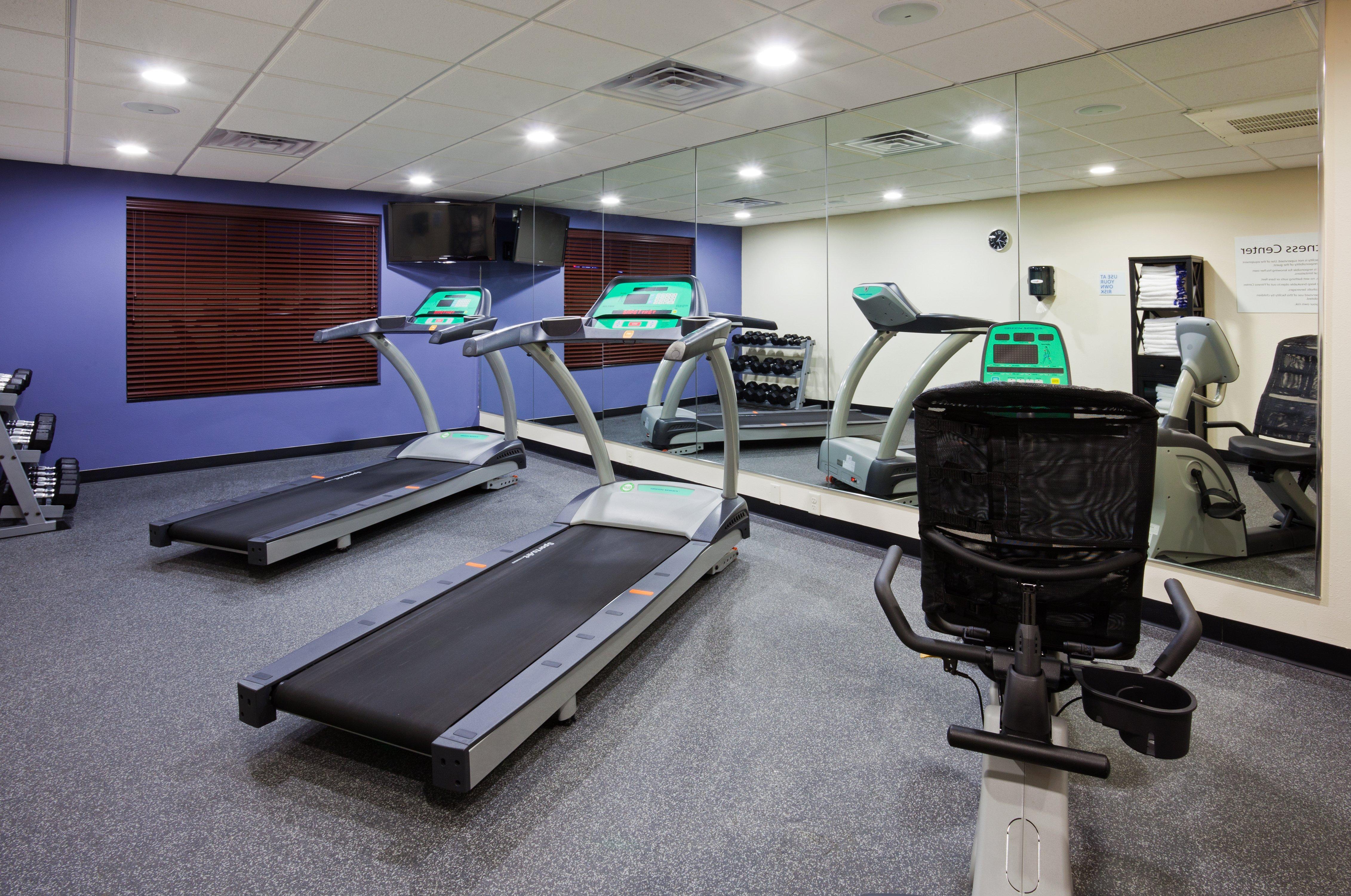 Holiday Inn Express And Suites Rochester West-Medical Center By Ihg Bagian luar foto